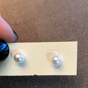 Imitation pearl studs